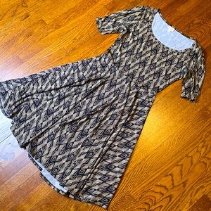 LulaRoe Nicole dress with no pockets L